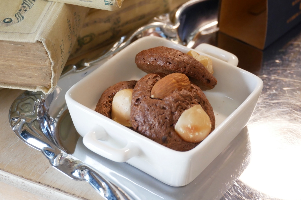 法蕾熊手工經典舒芙蕾｜充滿少女心的法蕾熊浪漫甜點，高雅有質感的法式風格 @飛天璇的口袋