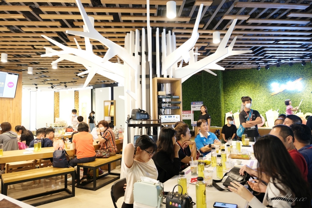 南投名間獅子頭山~茶之魔手田園茶香一日遊,珍珠奶茶DIY和採茶體驗 @飛天璇的口袋 南投名間獅子頭山~茶之魔手田園茶香一日遊,珍珠奶茶DIY和採茶體驗 @飛天璇的口袋