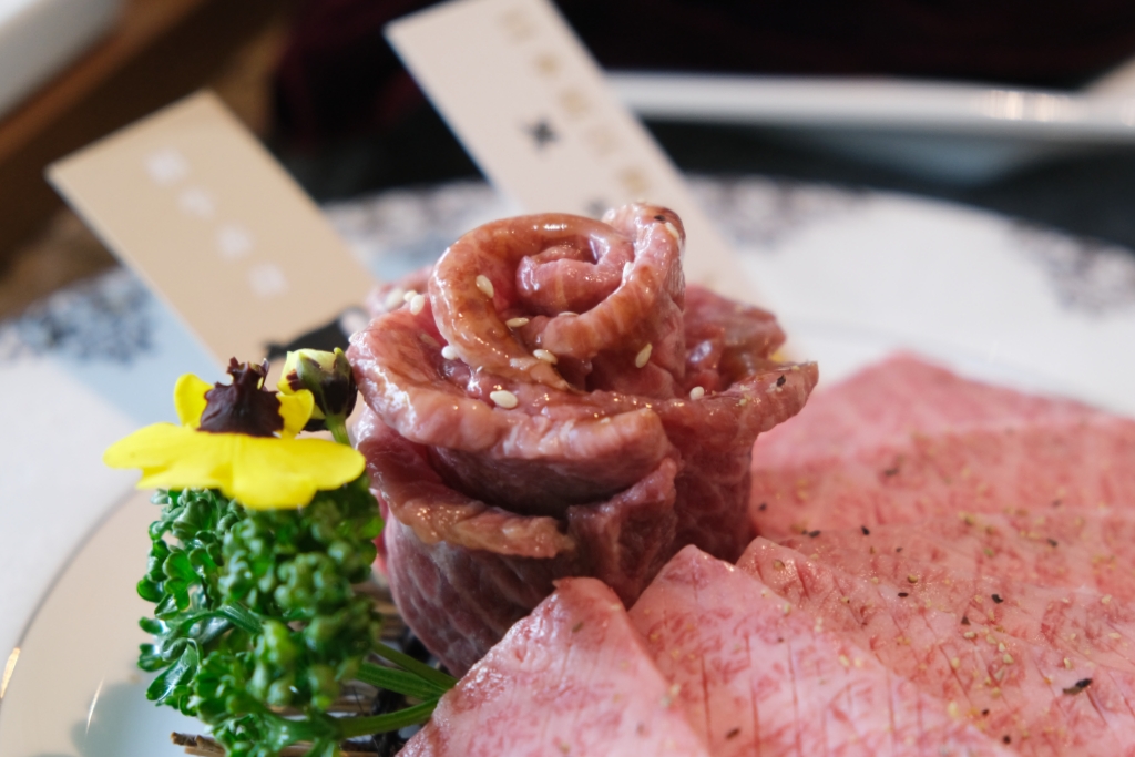 台中南屯｜佐賀野仁，台中最頂級A5和牛吃到飽，好野人套餐質感再升級 @飛天璇的口袋