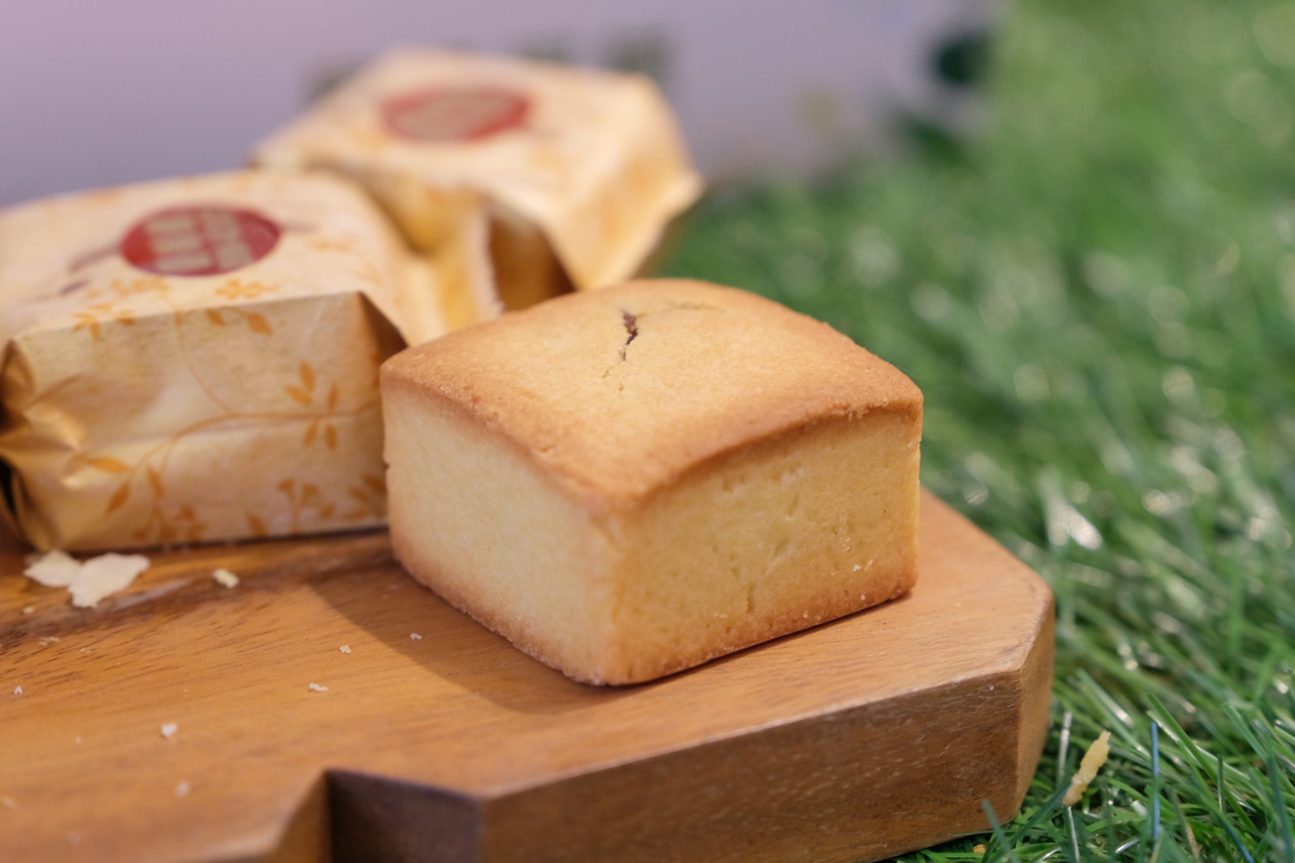 台中西區｜易達蛋黃酥．網路上資料少之又少，低調又美味的蛋黃酥餅店 @飛天璇的口袋