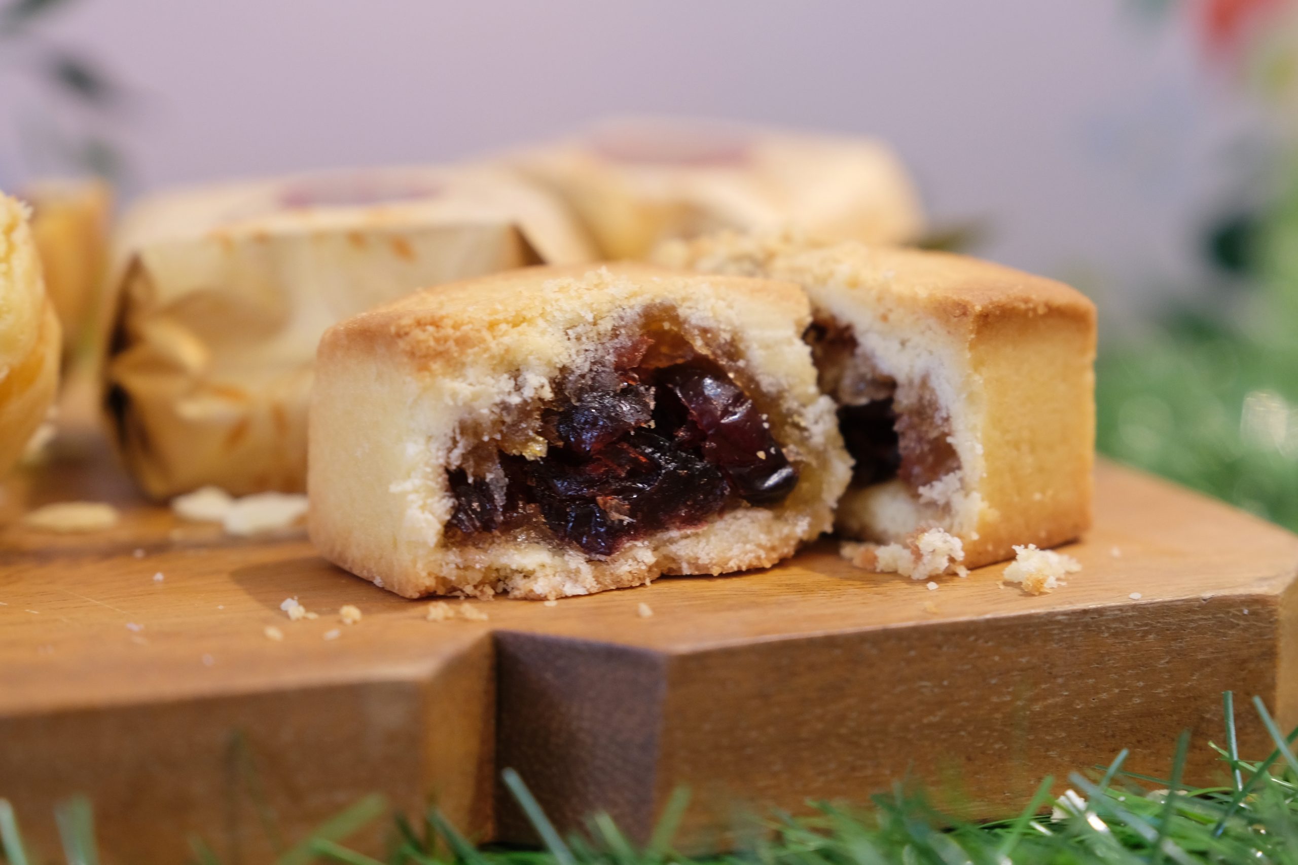 台中西區｜易達蛋黃酥．網路上資料少之又少，低調又美味的蛋黃酥餅店 @飛天璇的口袋