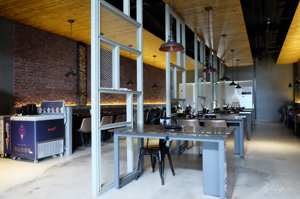 台中南屯｜Beef King，日本頂級A5和牛鍋物放題，挑戰台中最貴的和牛吃到飽 @飛天璇的口袋