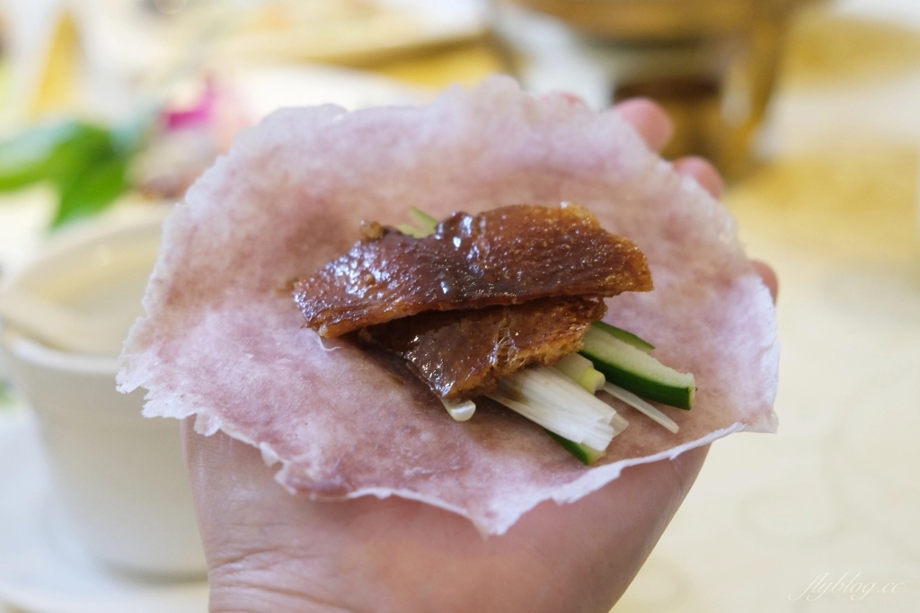 烤鴨控請收藏！精選10家「2025台中烤鴨餐廳」，一鴨3吃多變合菜料理 @飛天璇的口袋