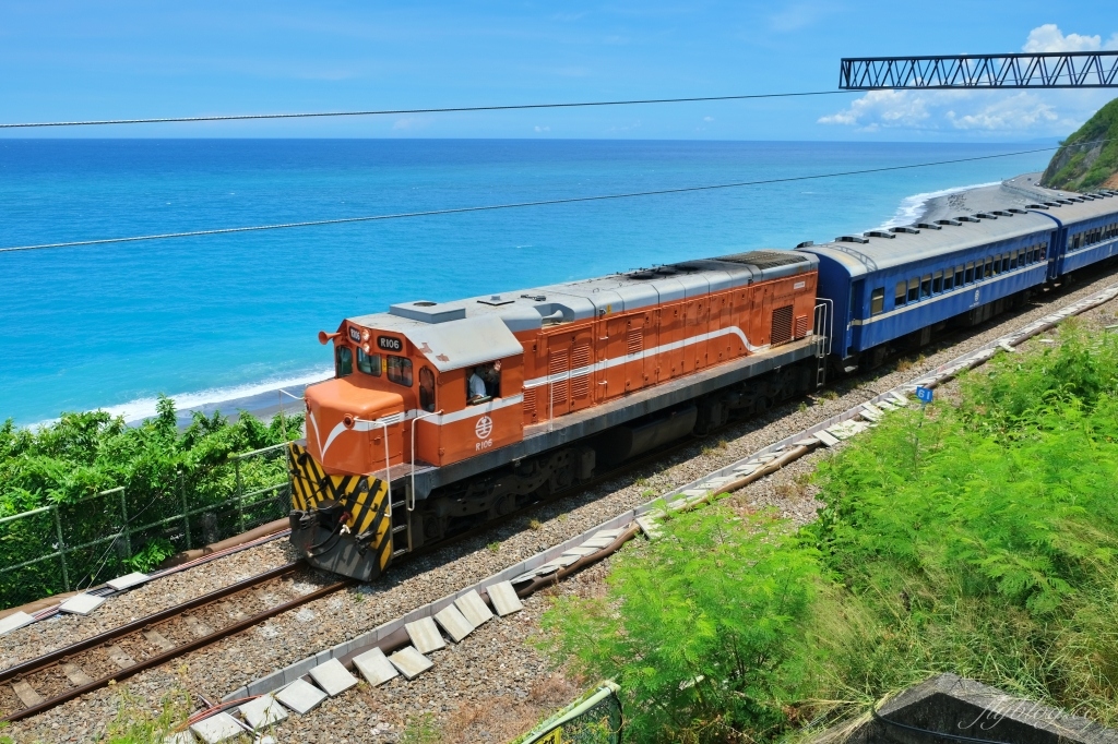 台東太麻里｜多良車站．全台灣最美的火車站，月台上直接眺望無敵海景 @飛天璇的口袋
