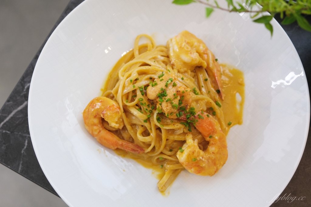 台中南屯｜鹽與胡椒餐館．台灣在地食材的融入義法料理，品嚐精緻美味的Fine Dining @飛天璇的口袋