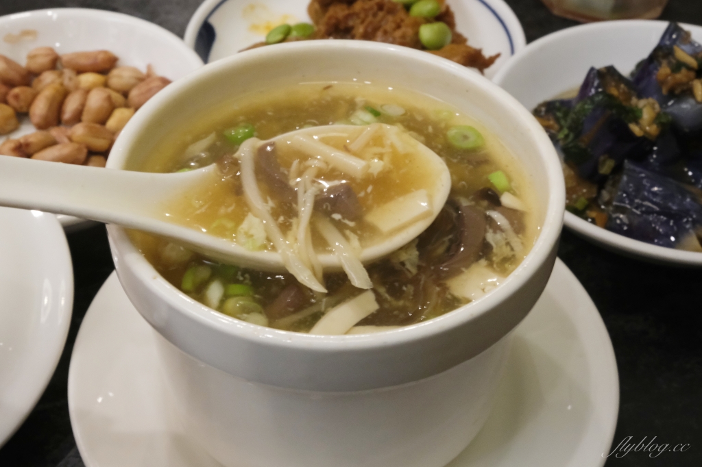 台中北屯｜小滬春．文青風上海麵食專賣店，樓外樓旗下新品牌 @飛天璇的口袋