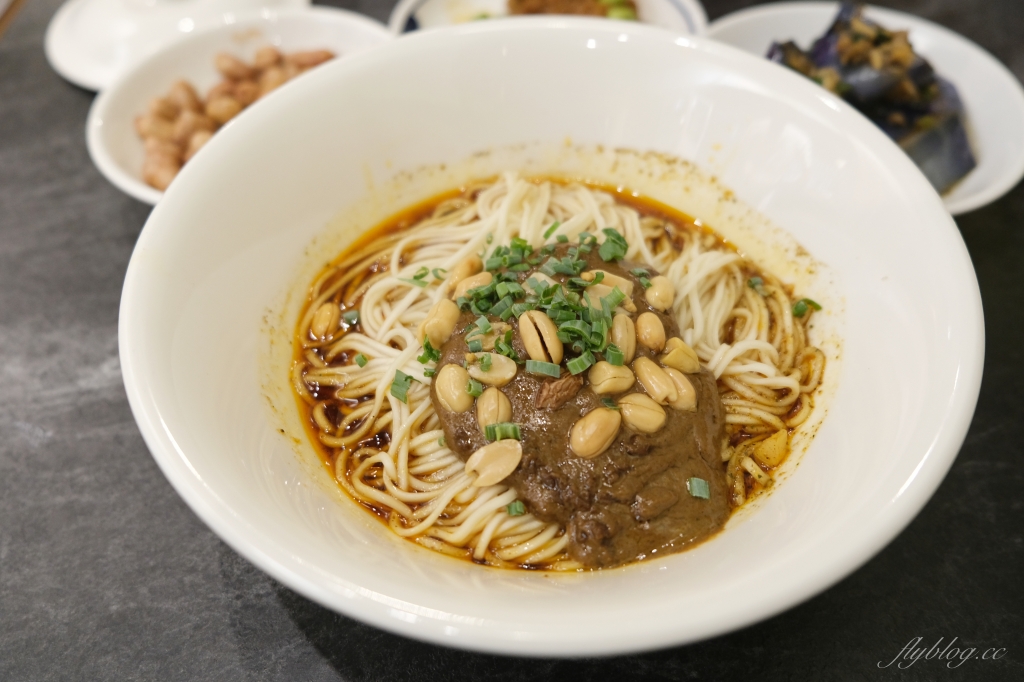 台中北屯｜小滬春．文青風上海麵食專賣店，樓外樓旗下新品牌 @飛天璇的口袋