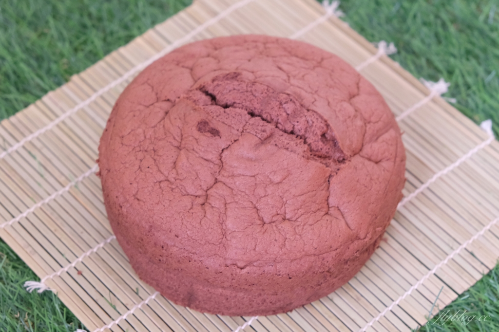 新竹東區｜春上布丁蛋糕｜走過一甲子的布丁蛋糕，新竹超人氣古早味蛋糕 @飛天璇的口袋