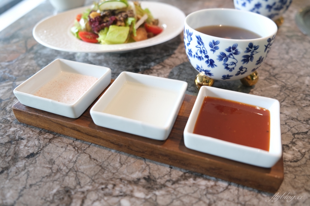 台中南屯｜佐賀野仁，台中最頂級A5和牛吃到飽，好野人套餐質感再升級 @飛天璇的口袋