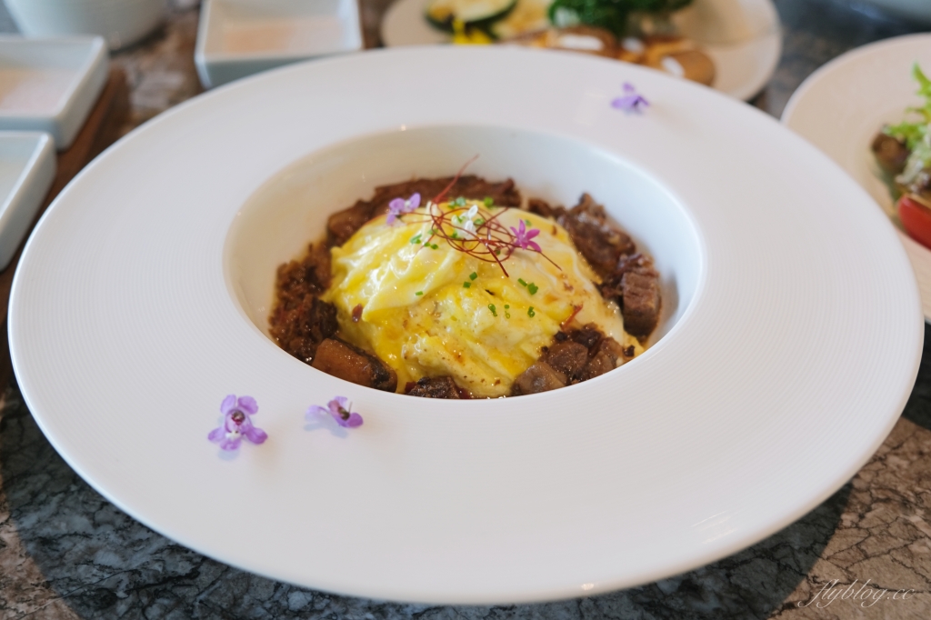 台中南屯｜佐賀野仁，台中最頂級A5和牛吃到飽，好野人套餐質感再升級 @飛天璇的口袋