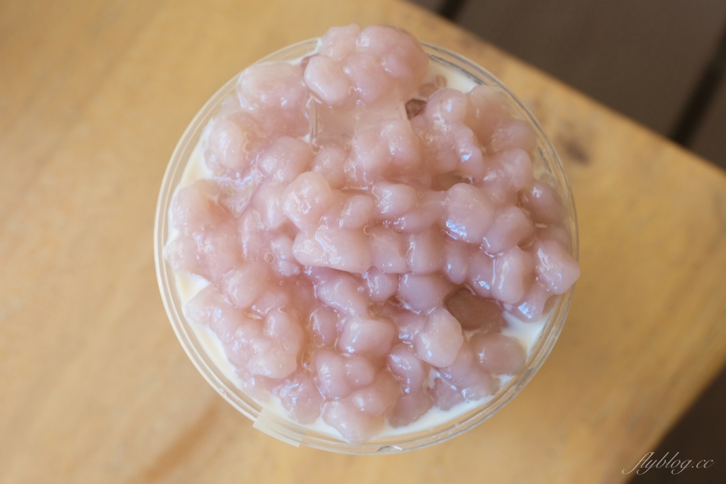 【台中南屯】吃茶三千：台中超美手搖茶專賣店，玻璃屋設計網美景觀 @飛天璇的口袋