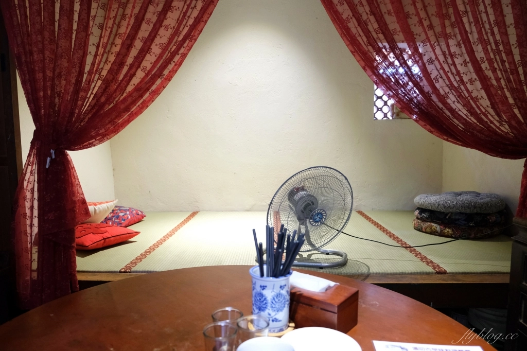 台中北屯｜溫叨古早味料理餐廳．米其林指南推薦台菜餐廳，在三合院吃烤雞和古早味料理 @飛天璇的口袋