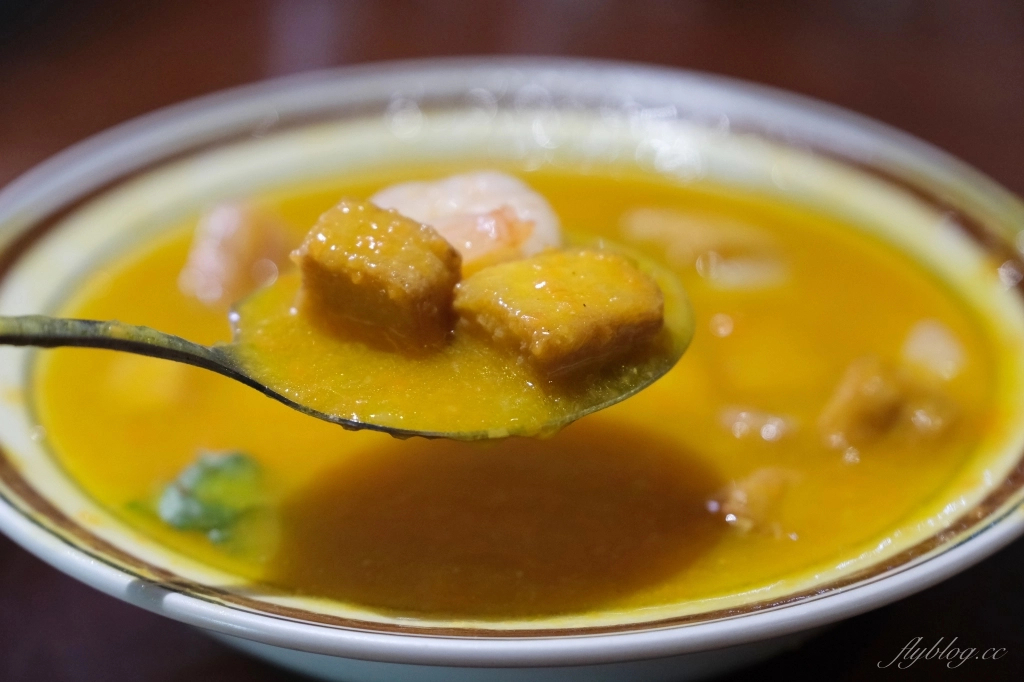 台中北屯｜溫叨古早味料理餐廳．米其林指南推薦台菜餐廳，在三合院吃烤雞和古早味料理 @飛天璇的口袋