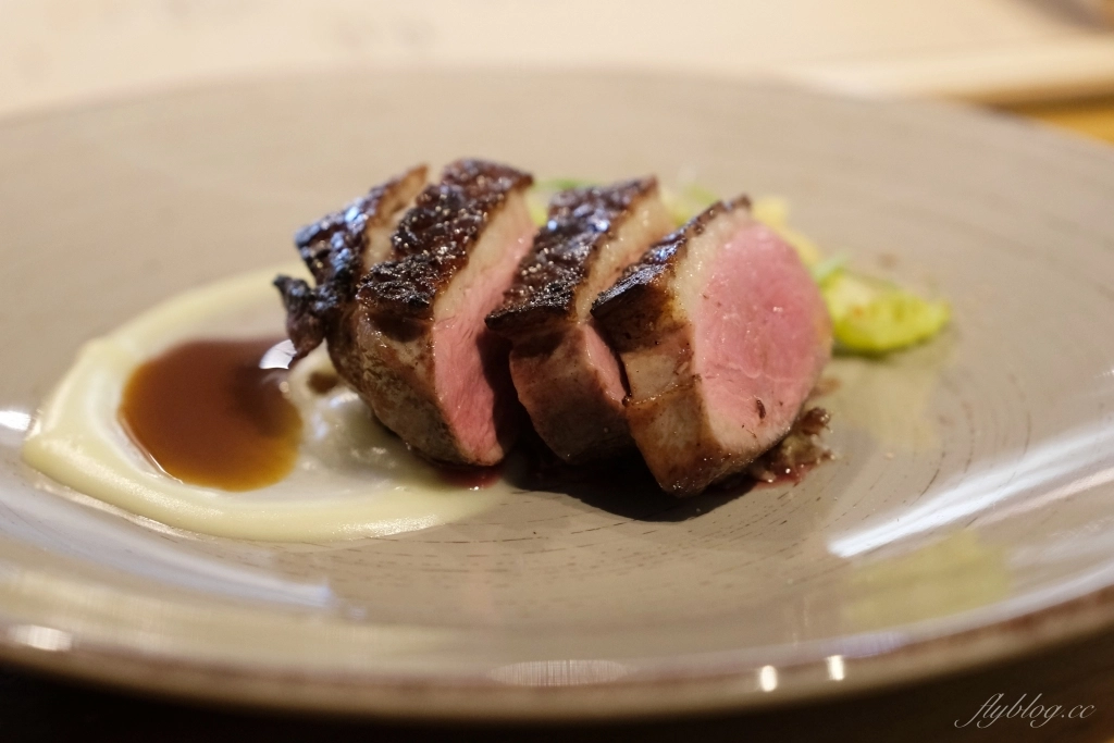 PI Restaurant｜2022新入圍台中米其林指南，餐點用心美味有質感的台中餐廳推薦 @飛天璇的口袋