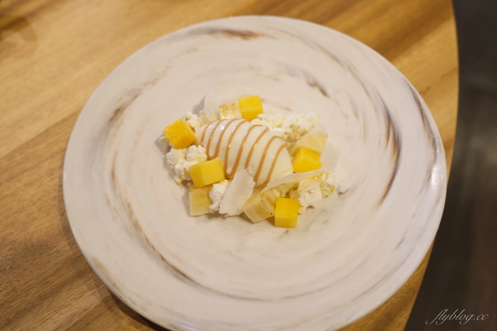 PI Restaurant｜2022新入圍台中米其林指南，餐點用心美味有質感的台中餐廳推薦 @飛天璇的口袋