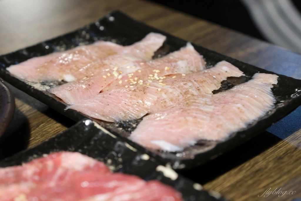 台中南屯｜岩手燒肉，台中公益路商圈日式燒肉店，餐點以單點為主全程專人代烤 @飛天璇的口袋