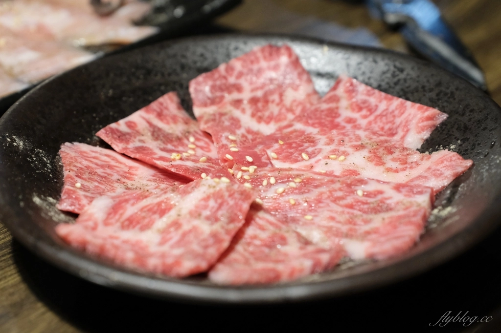 台中南屯｜岩手燒肉，台中公益路商圈日式燒肉店，餐點以單點為主全程專人代烤 @飛天璇的口袋