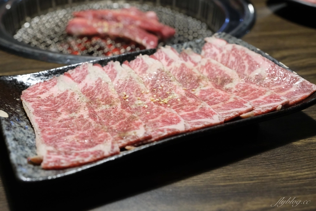 台中南屯｜岩手燒肉，台中公益路商圈日式燒肉店，餐點以單點為主全程專人代烤 @飛天璇的口袋