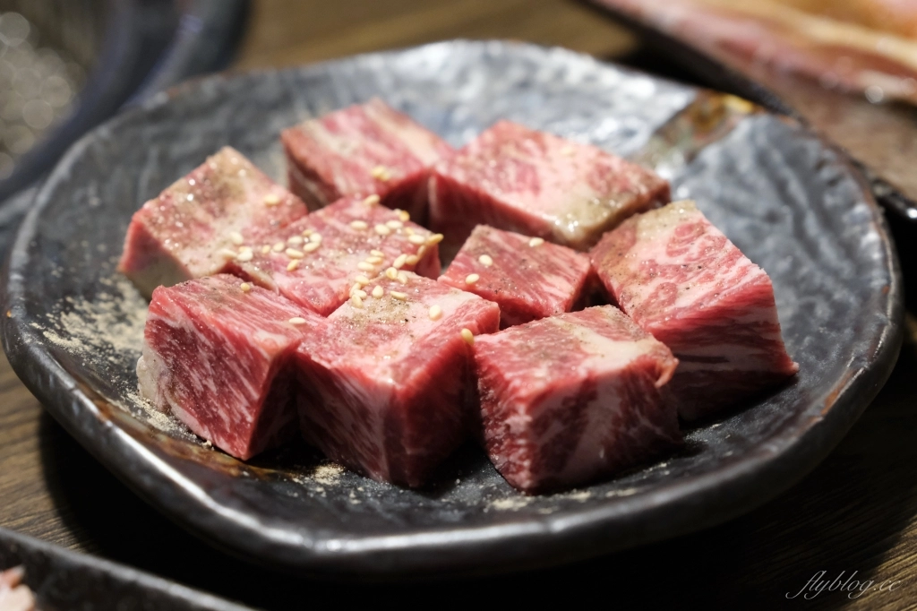 台中南屯｜岩手燒肉，台中公益路商圈日式燒肉店，餐點以單點為主全程專人代烤 @飛天璇的口袋