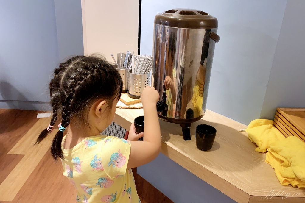 【台中北屯】崔基虎韓國料理，韓國人開的韓式餐廳，Google評價4.3顆星 @飛天璇的口袋