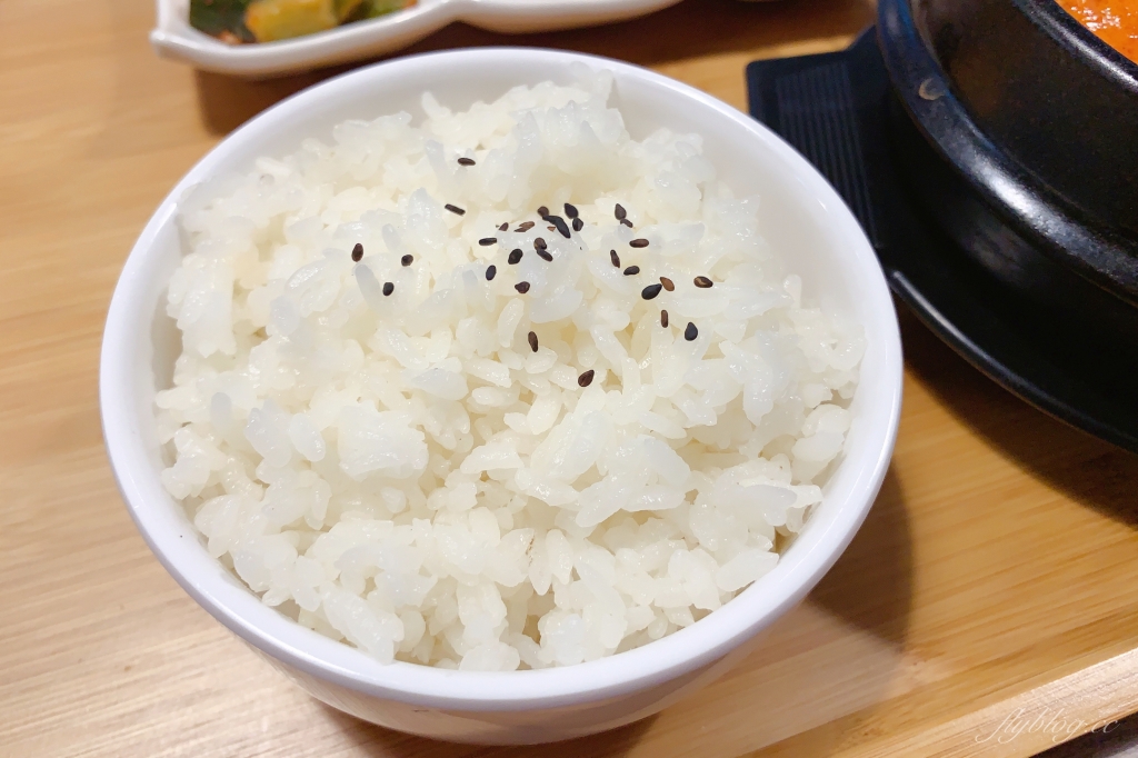 【台中北屯】崔基虎韓國料理，韓國人開的韓式餐廳，Google評價4.3顆星 @飛天璇的口袋