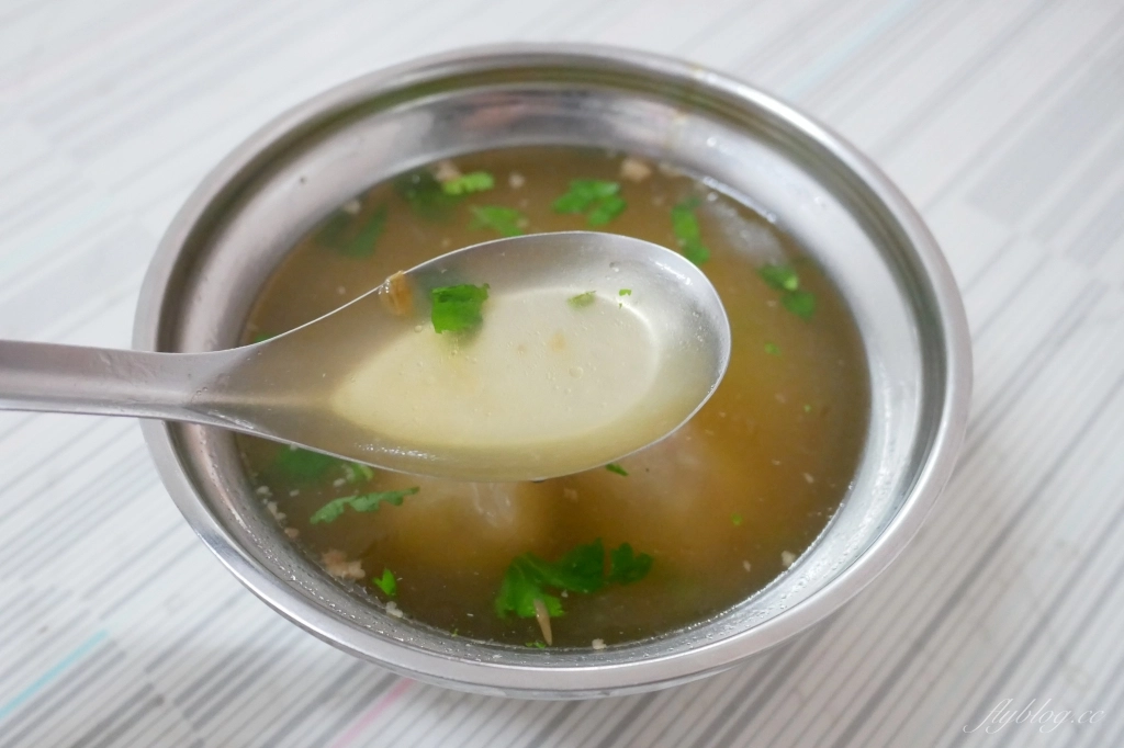 台中中區｜阿坤麵．台中米其林必比登推薦，超過50年歷史的銅板美食 @飛天璇的口袋