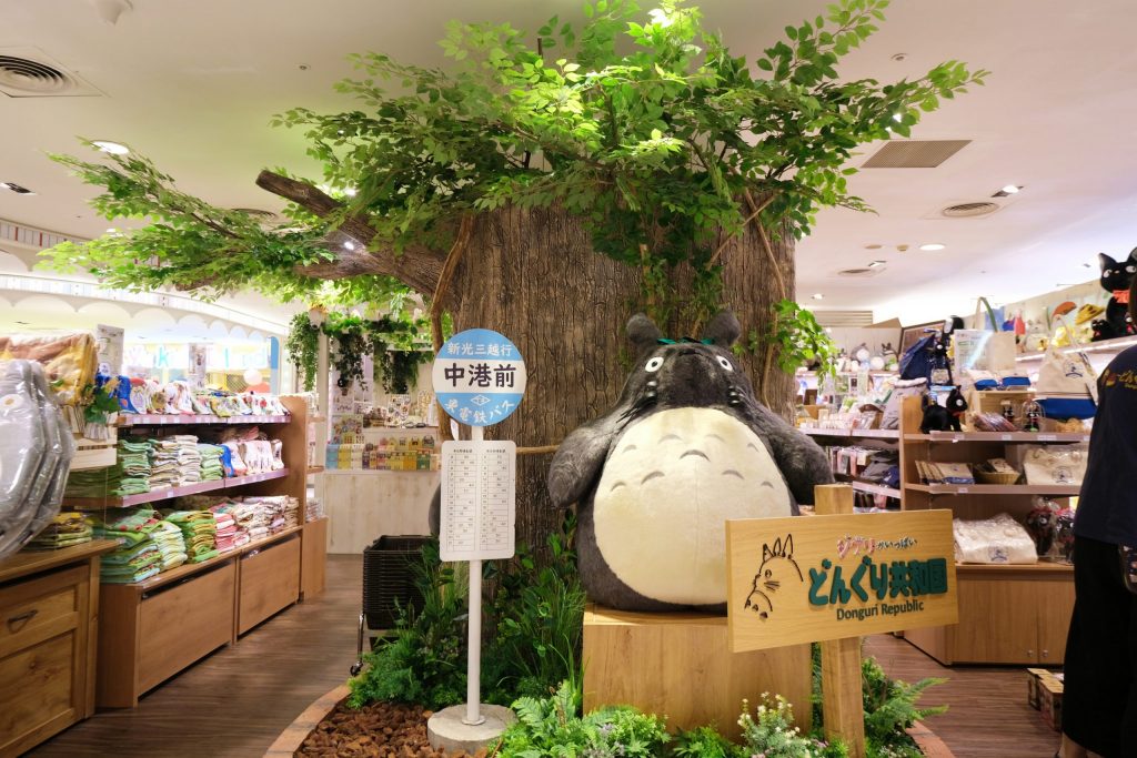 【台中西屯】 橡子共和國:龍貓到台中囉!可愛貓巴士停靠台中 x 吉卜力工作室周邊商品 @飛天璇的口袋 【台中西屯】 橡子共和國:龍貓到台中囉!可愛貓巴士停靠台中 x 吉卜力工作室周邊商品 @飛天璇的口袋