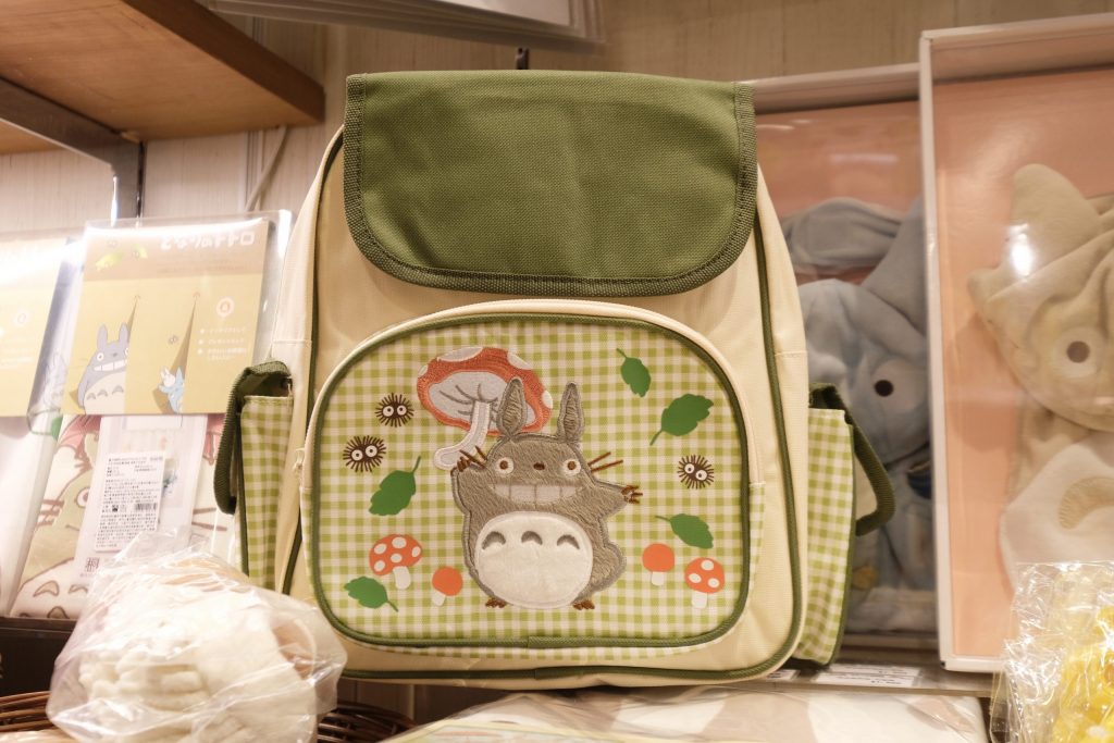 【台中西屯】  橡子共和國：龍貓到台中囉！可愛貓巴士停靠台中 x 吉卜力工作室周邊商品 @飛天璇的口袋