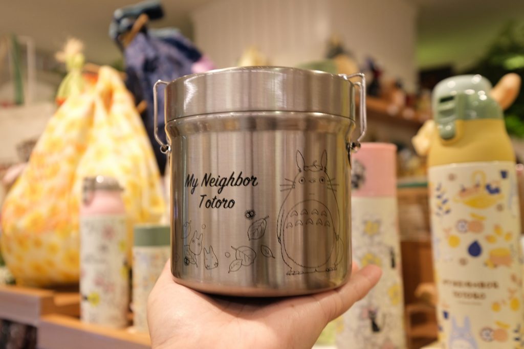 【台中西屯】 橡子共和國:龍貓到台中囉!可愛貓巴士停靠台中 x 吉卜力工作室周邊商品 @飛天璇的口袋 【台中西屯】 橡子共和國:龍貓到台中囉!可愛貓巴士停靠台中 x 吉卜力工作室周邊商品 @飛天璇的口袋