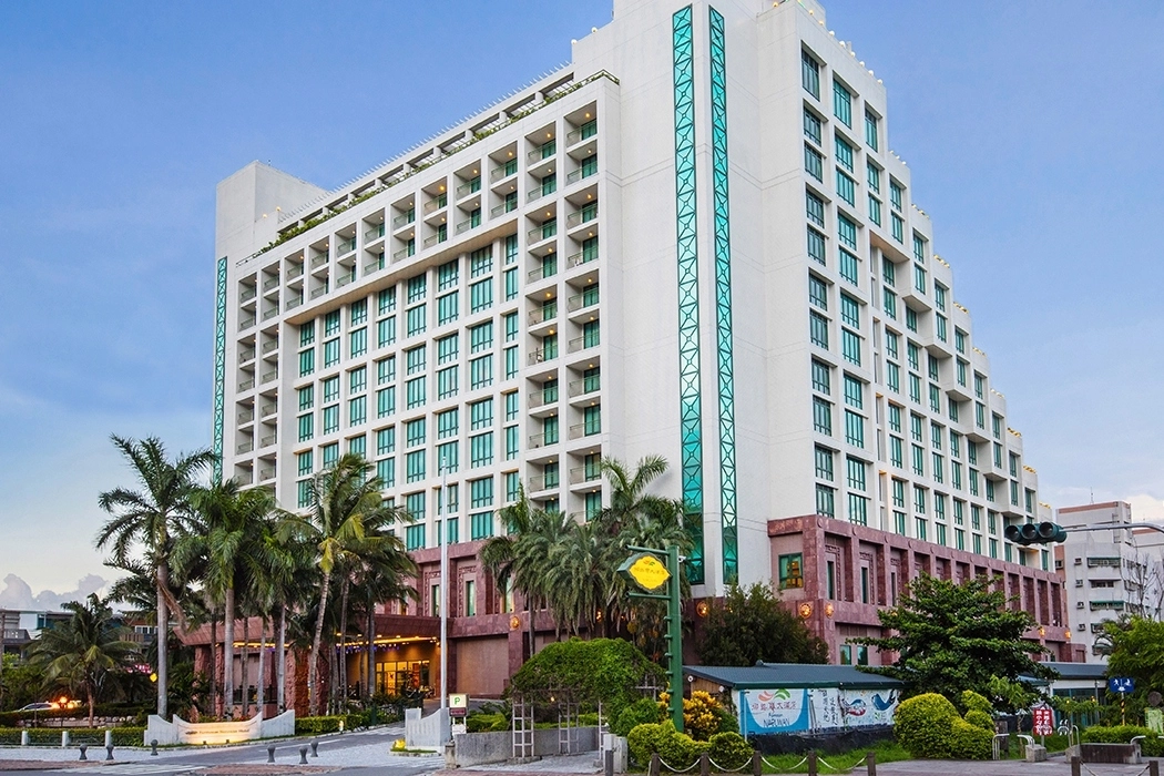 台東飯店｜娜魯灣大酒店．台東市區五星級飯店，星空溫泉套房、露天游泳池、兒童遊戲室 @飛天璇的口袋