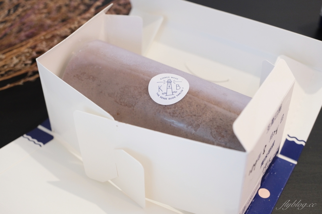 金帛手製：在櫻花季的阿里山沏一壺茶捲 x 抹莓富士山 x 紅玉莓果巧克力 @飛天璇的口袋