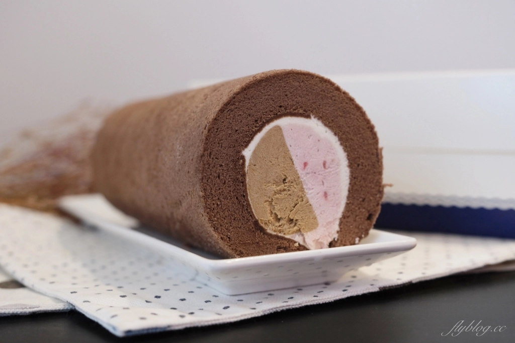 金帛手製:在櫻花季的阿里山沏一壺茶捲 x 抹莓富士山 x 紅玉莓果巧克力 @飛天璇的口袋 金帛手製:在櫻花季的阿里山沏一壺茶捲 x 抹莓富士山 x 紅玉莓果巧克力 @飛天璇的口袋