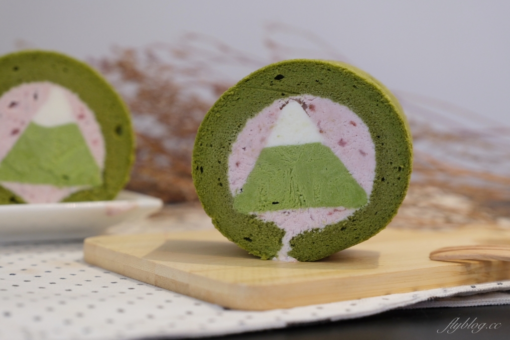 金帛手製:在櫻花季的阿里山沏一壺茶捲 x 抹莓富士山 x 紅玉莓果巧克力 @飛天璇的口袋 金帛手製:在櫻花季的阿里山沏一壺茶捲 x 抹莓富士山 x 紅玉莓果巧克力 @飛天璇的口袋