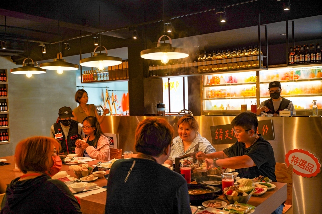 全聯開火鍋店!全火鍋|名廚湯頭 x 限量米其林星級沾醬 #快閃體驗店 @飛天璇的口袋 全聯開火鍋店!全火鍋|名廚湯頭 x 限量米其林星級沾醬 #快閃體驗店 @飛天璇的口袋