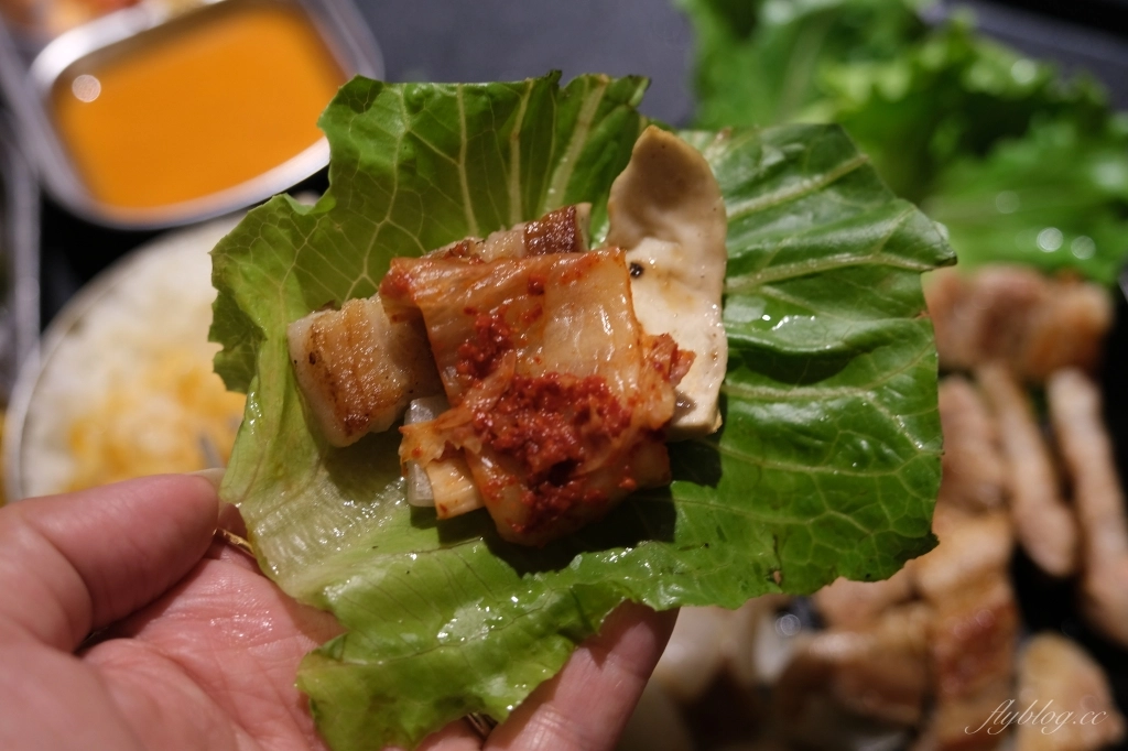 【台中北區】上岩阿哲西韓式料理，一個人也可以品嚐韓式料理，部隊鍋、馬鈴薯鍋和辣豆腐鍋都吃得到 @飛天璇的口袋