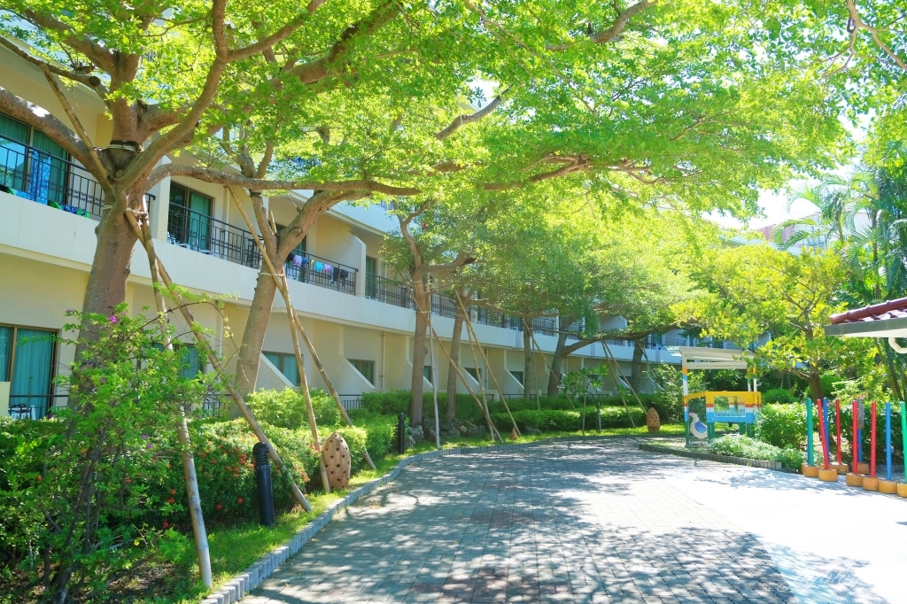 屏東恆春｜墾丁福華渡假飯店．專屬密道直通小灣沙灘，小孩最愛的水世界 @飛天璇的口袋
