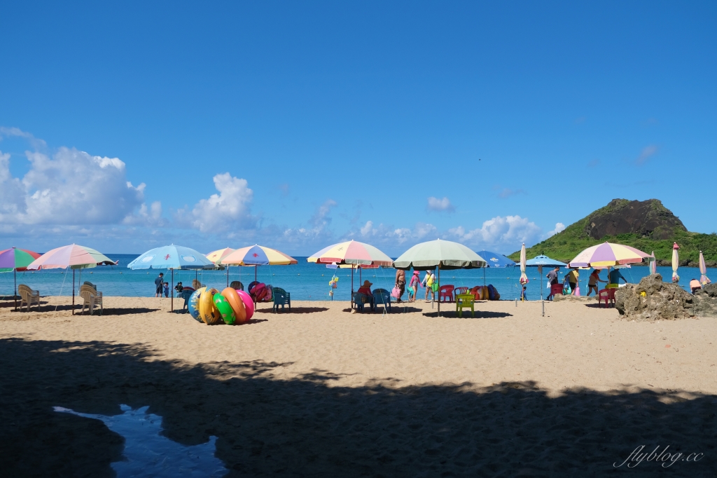 墾丁小灣沙灘｜離墾丁大街最近的沙灘，可以參加香蕉船等戲水活動 @飛天璇的口袋
