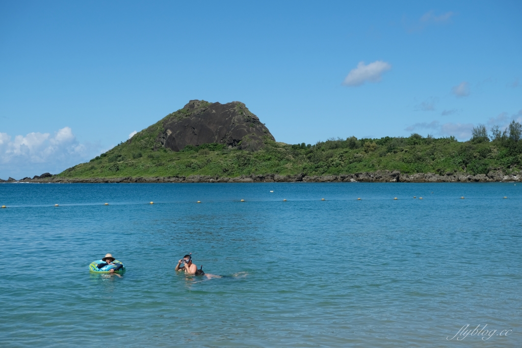 墾丁小灣沙灘｜離墾丁大街最近的沙灘，可以參加香蕉船等戲水活動 @飛天璇的口袋