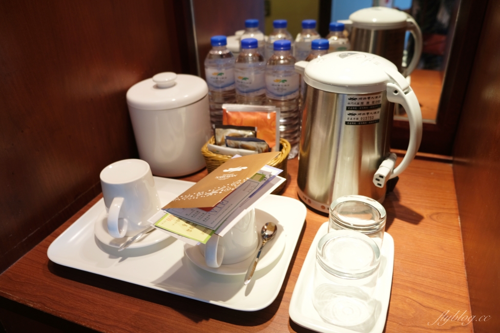 台東飯店｜娜魯灣大酒店．台東市區五星級飯店，星空溫泉套房、露天游泳池、兒童遊戲室 @飛天璇的口袋