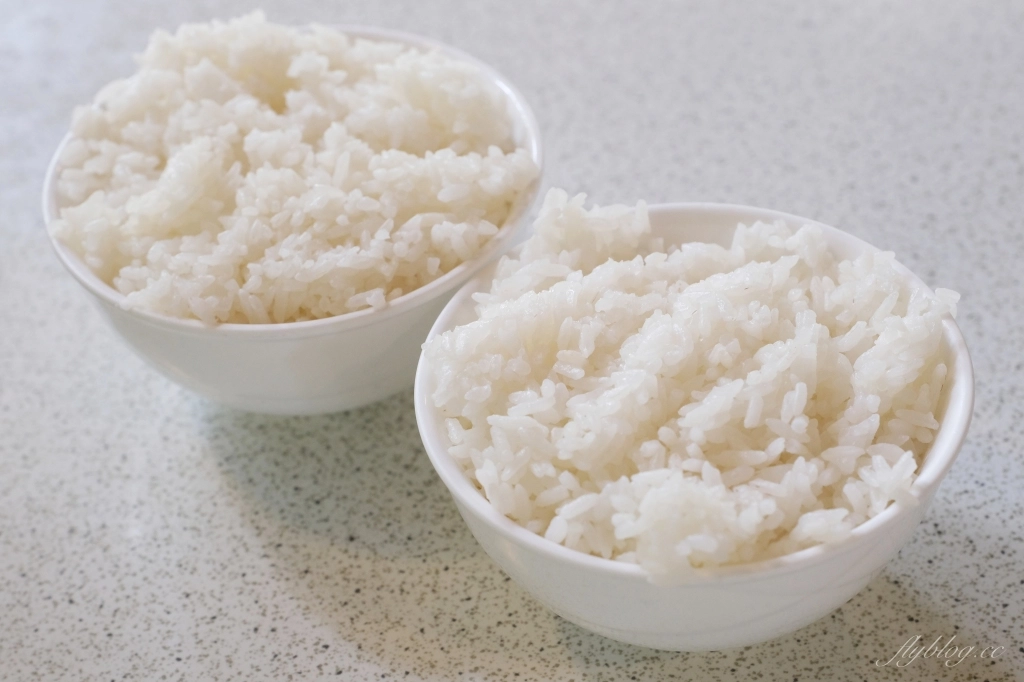 南投埔里｜土角厝水上庭園餐廳．自然景觀桃米村水上餐廳，旋轉餐廳品嚐親家母料理 @飛天璇的口袋