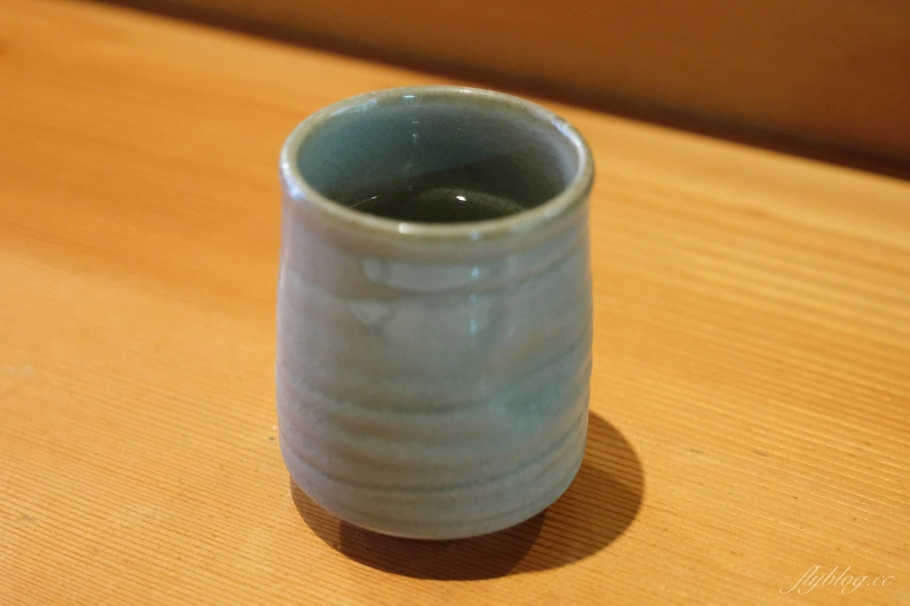 台中西區｜鳥苑地雞燒．台中米其林指南推薦，台中職人串燒專賣店 @飛天璇的口袋