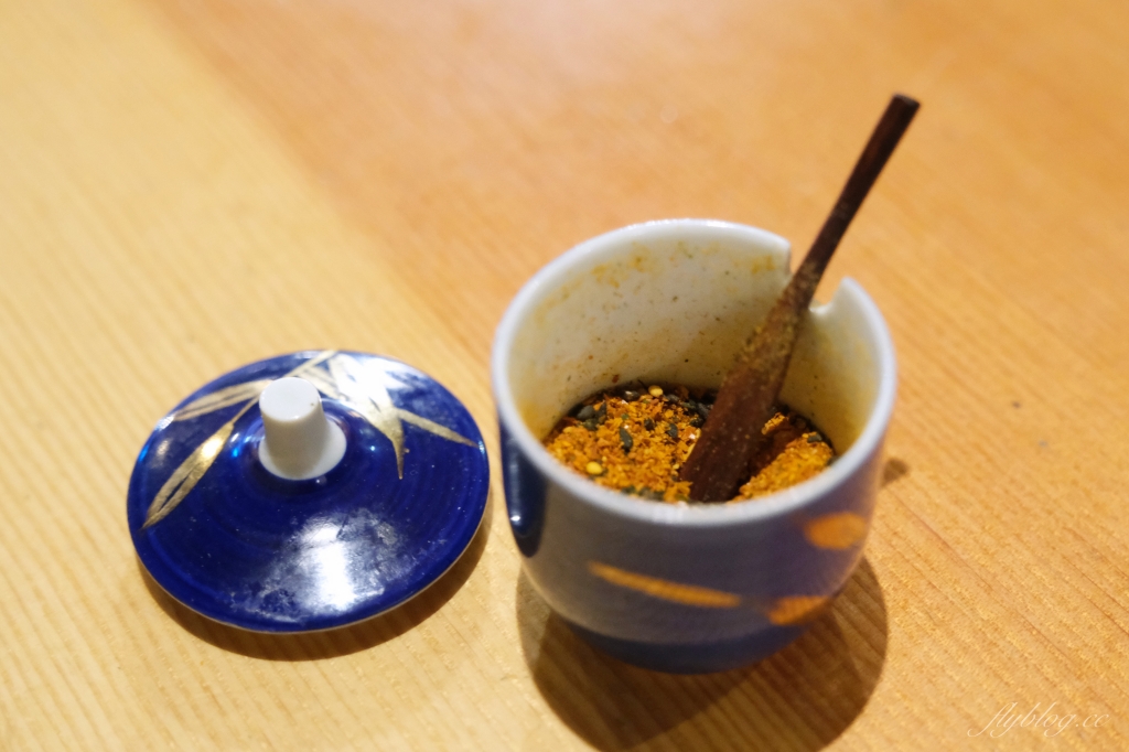 台中西區｜鳥苑地雞燒．台中米其林指南推薦，台中職人串燒專賣店 @飛天璇的口袋