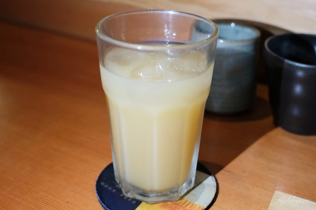 台中西區｜鳥苑地雞燒．台中米其林指南推薦，台中職人串燒專賣店 @飛天璇的口袋