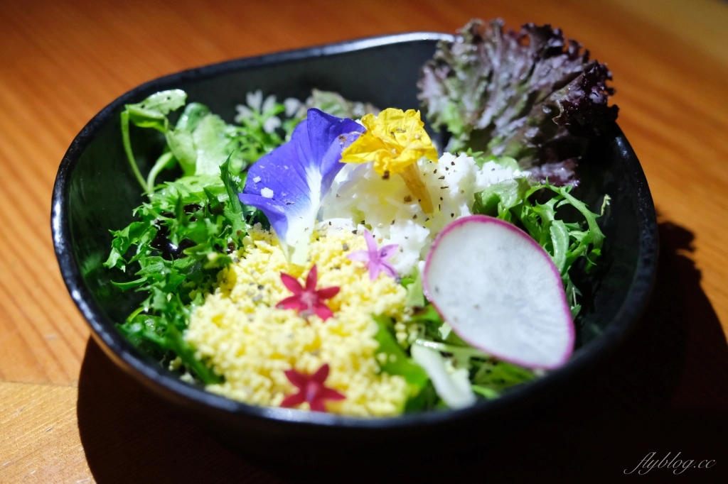 台中西區｜鳥苑地雞燒．台中米其林指南推薦，台中職人串燒專賣店 @飛天璇的口袋