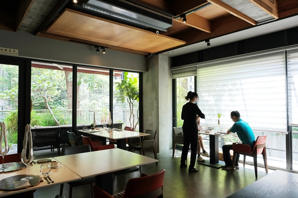 台中Forchetta餐廳(火氣大)｜結合台灣在地食材的地中海料理，連三年獲得米其林一星肯定 @飛天璇的口袋