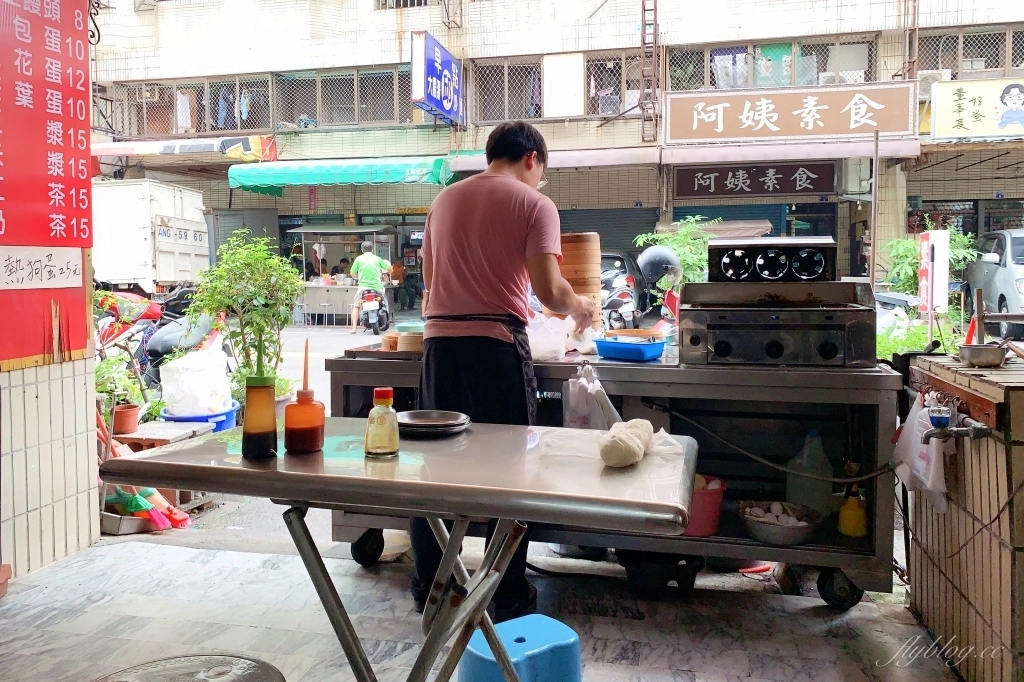 台中北屯｜孫湯包．Google評價4.6顆星，北屯在地30幾年的老店 @飛天璇的口袋