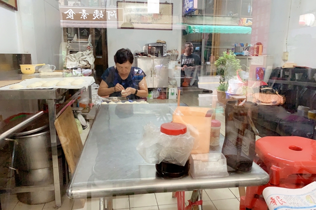 台中北屯｜孫湯包．Google評價4.6顆星，北屯在地30幾年的老店 @飛天璇的口袋