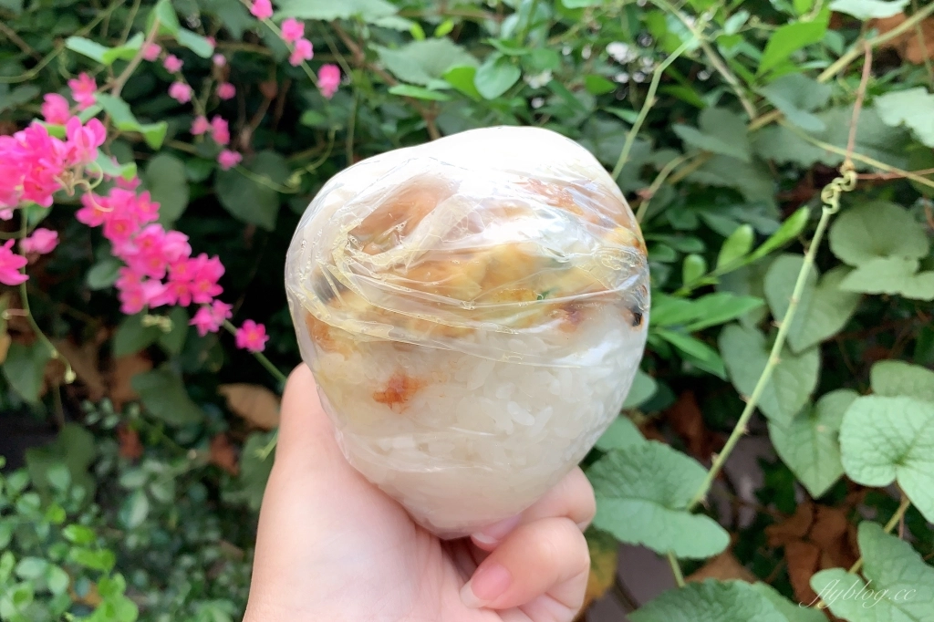 台中北區｜陝西路無名飯糰，全聯前面小攤子，每天只賣3小時，台中超人氣飯糰 @飛天璇的口袋