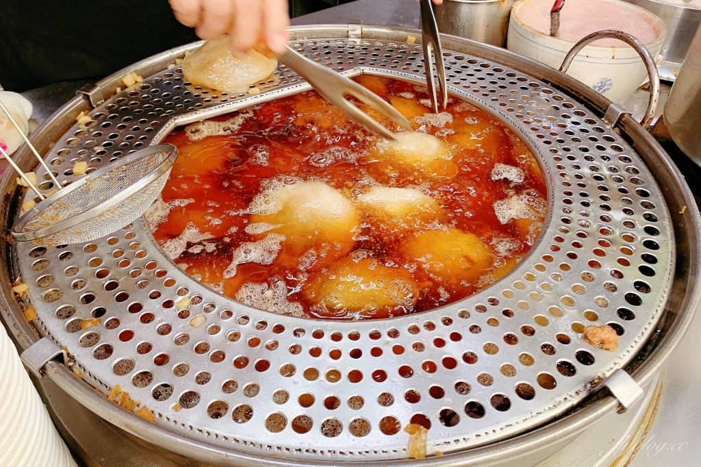 台中豐原｜正老牌豐原肉丸．Google評價4.3顆星，豐原廟東老字號肉圓店 @飛天璇的口袋