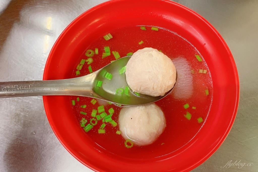 台中豐原｜正老牌豐原肉丸．Google評價4.3顆星，豐原廟東老字號肉圓店 @飛天璇的口袋